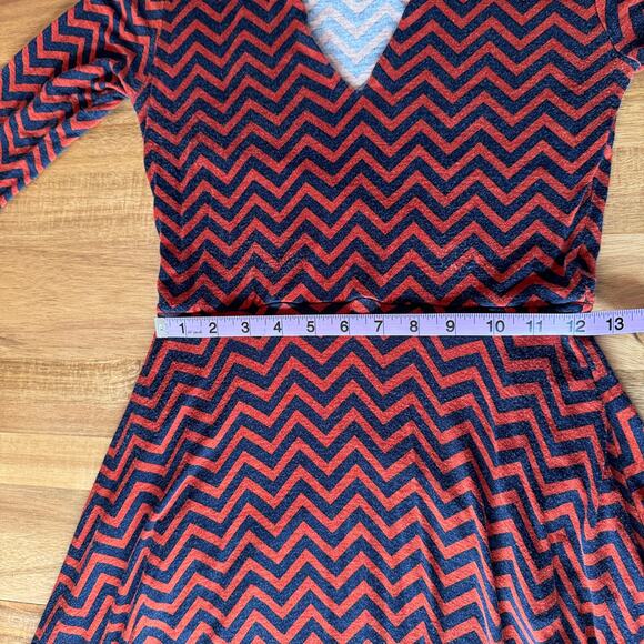 Agnes and Dora Chevron Print Midi Dress Size Extra Small Blue Red Pockets - Picture 13 of 14